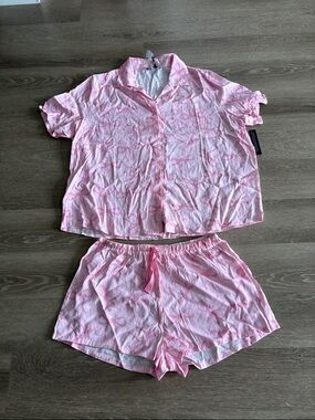 White Fox Boutique Pink Short Sleeve Button Pajama Set